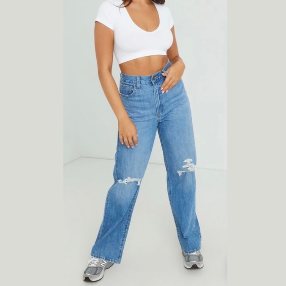 Levi's Denim - 💙NWT: LEVI’S✨ Women’s High Waisted Straight Ripped Jeans - Size 31